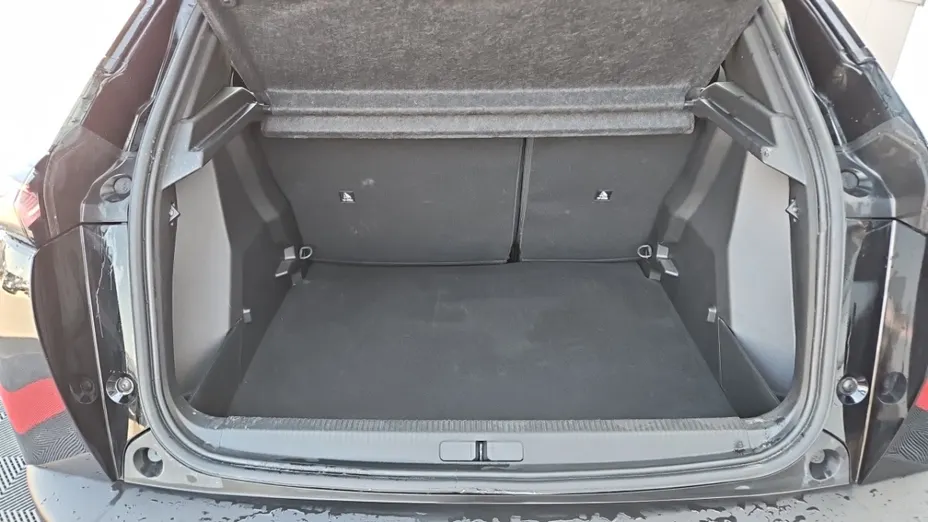 PEUGEOT 2008 -