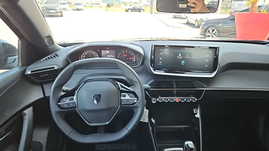 PEUGEOT 2008 -