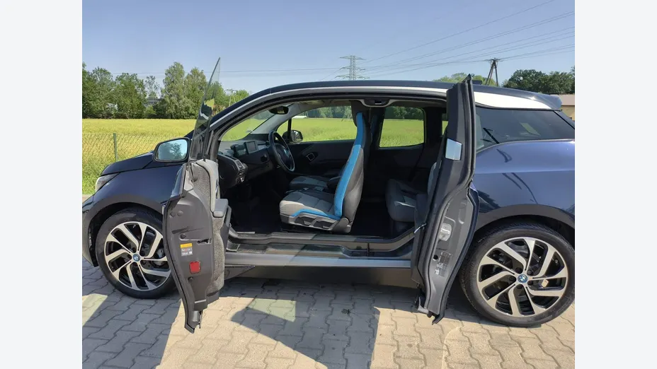 BMW i3 -
