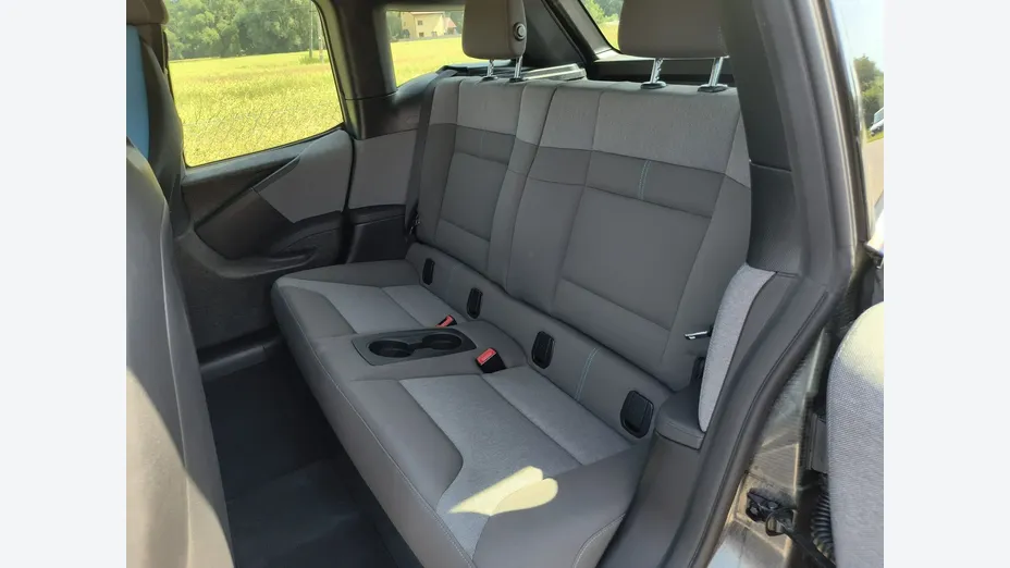 BMW i3 -