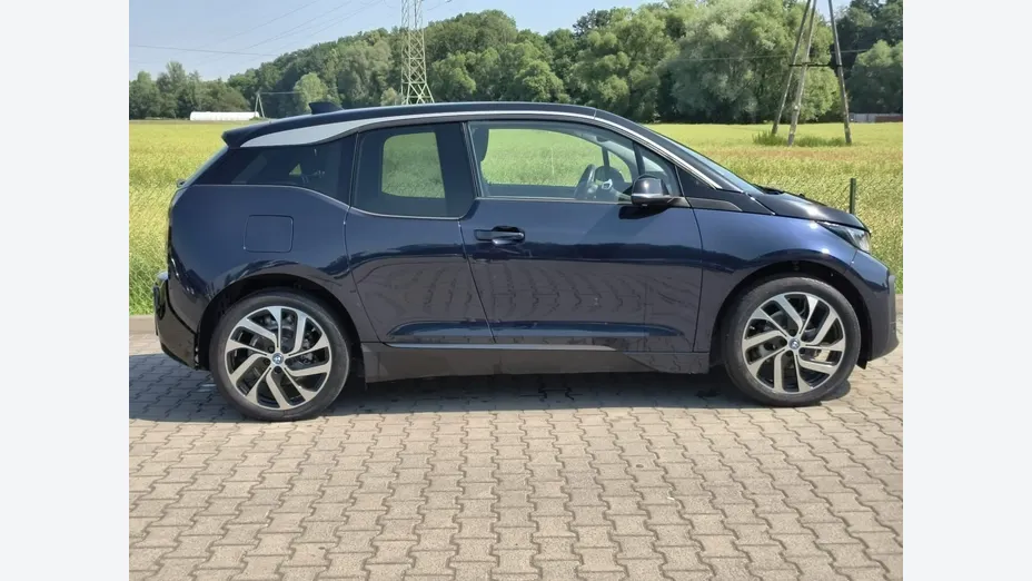 BMW i3 -