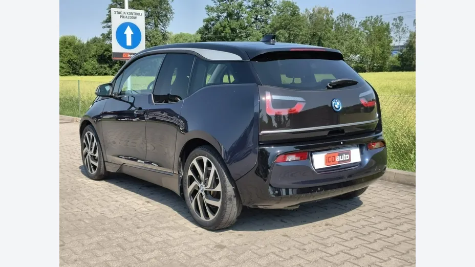 BMW i3 -