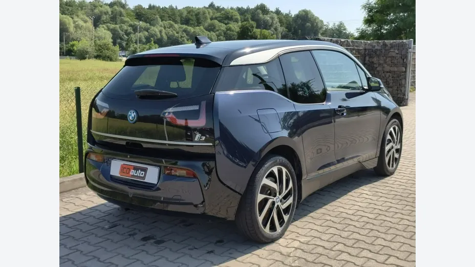 BMW i3 -