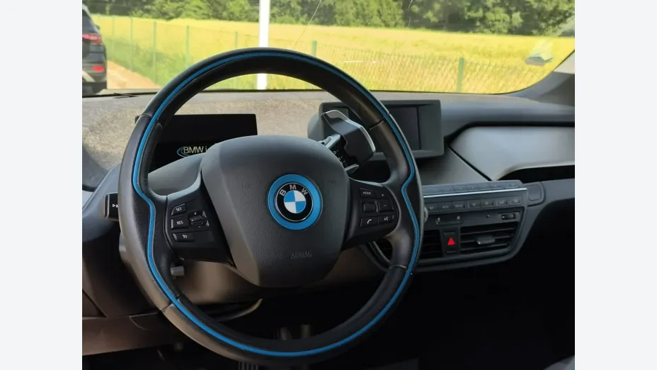 BMW i3 -