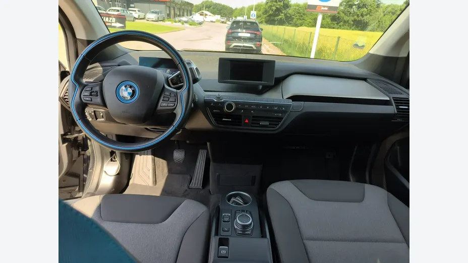 BMW i3 -