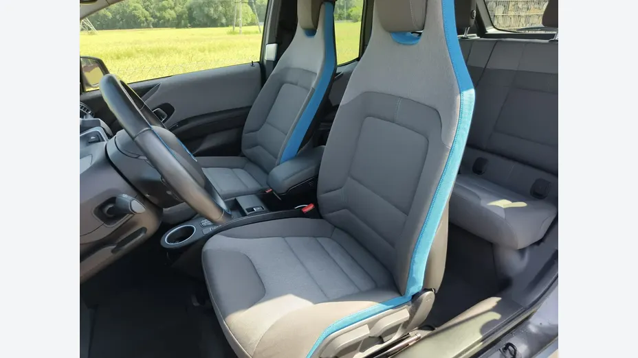 BMW i3 -