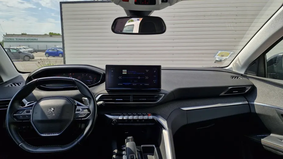 PEUGEOT 5008 -