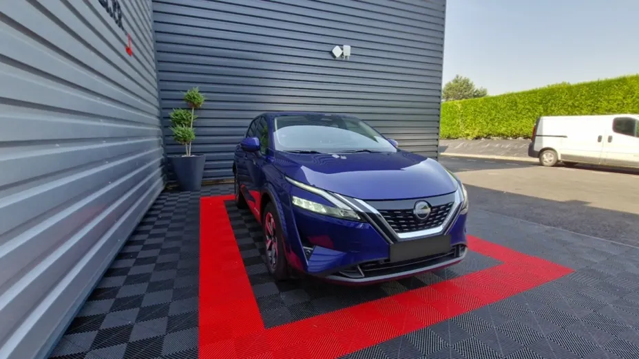 NISSAN Qashqai -
