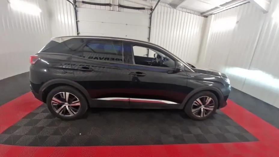 PEUGEOT 3008 -