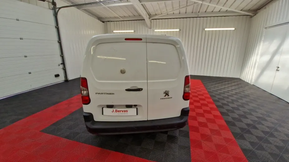 PEUGEOT Partner -