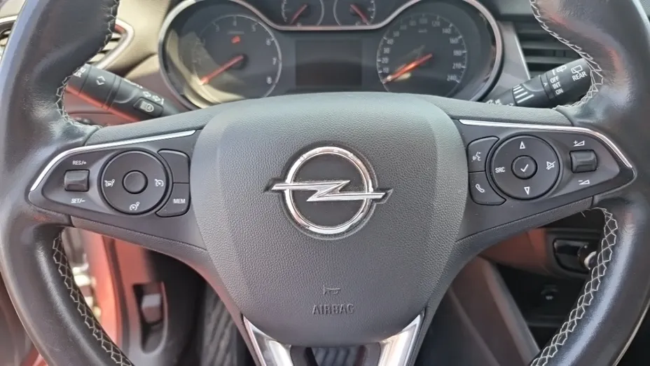 OPEL Crossland -