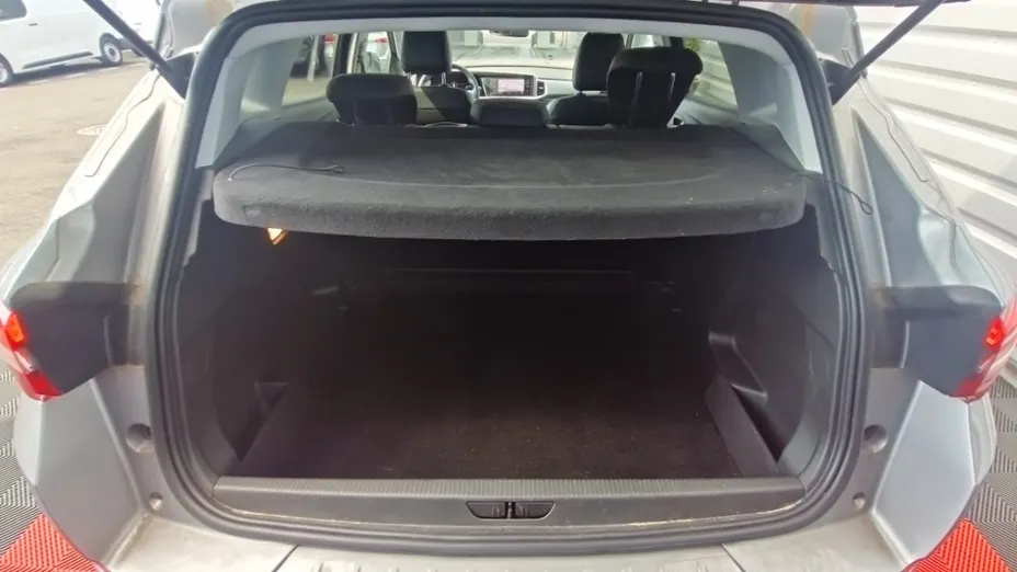 OPEL Grandland -