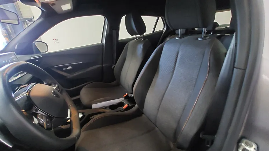 PEUGEOT 2008 -