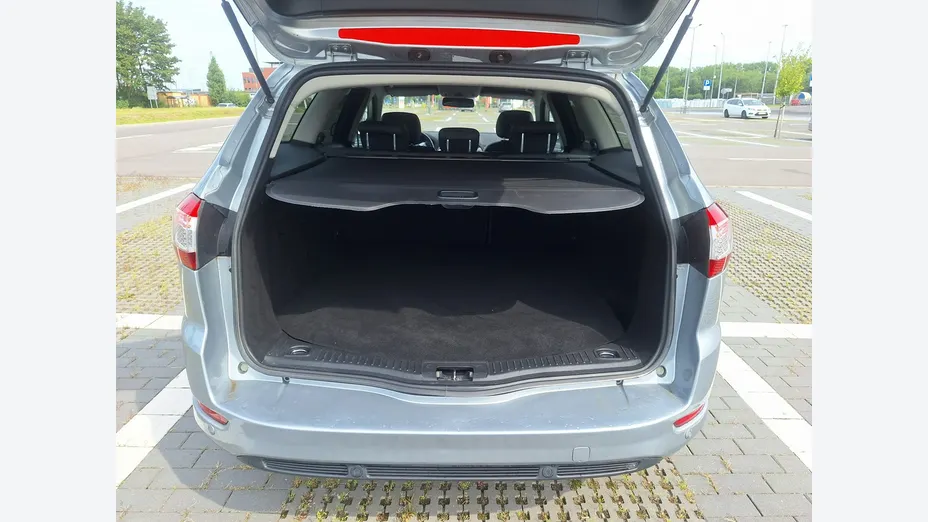 FORD Mondeo -