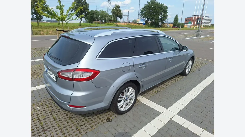 FORD Mondeo -