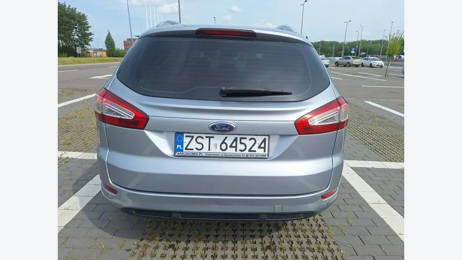 FORD Mondeo -