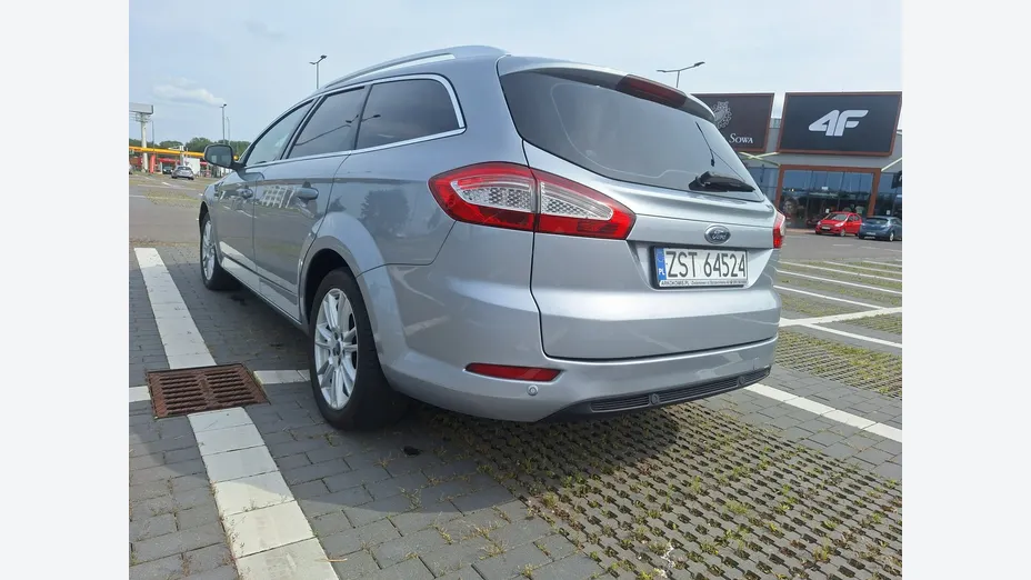 FORD Mondeo -