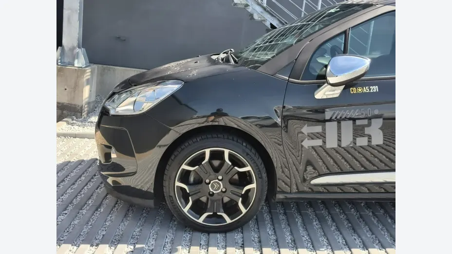 CITROEN DS3 -