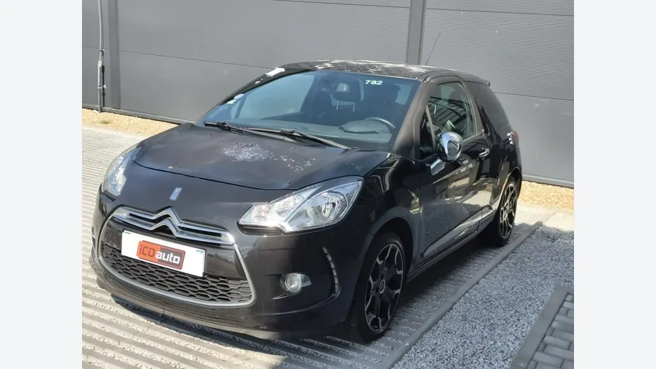 CITROEN DS3 -