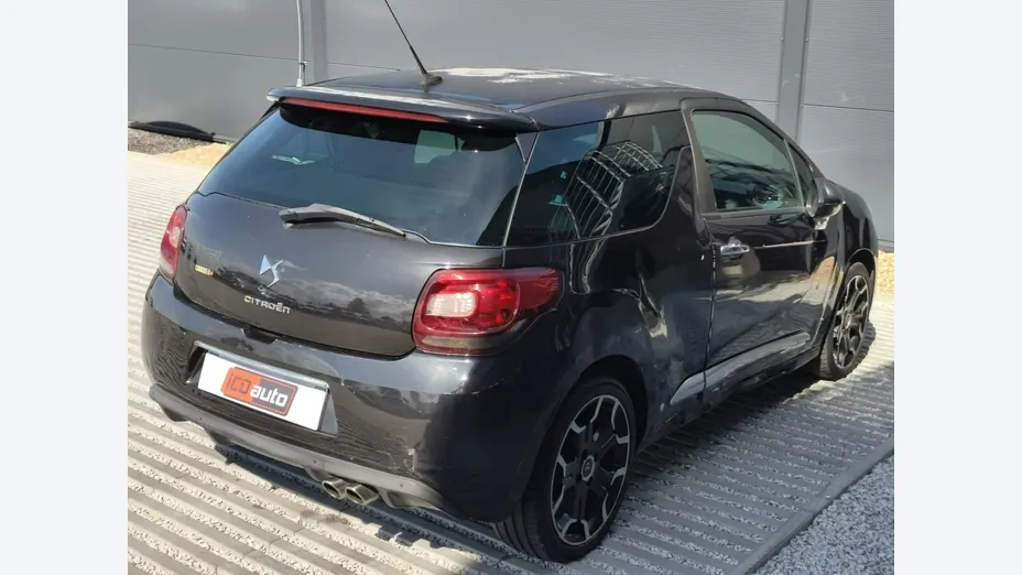 CITROEN DS3 -