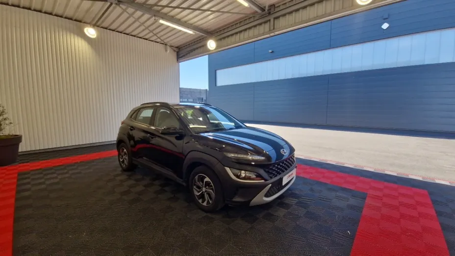 HYUNDAI Kona -