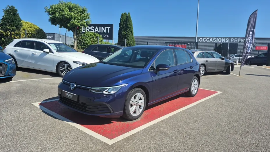 Volkswagen Golf -