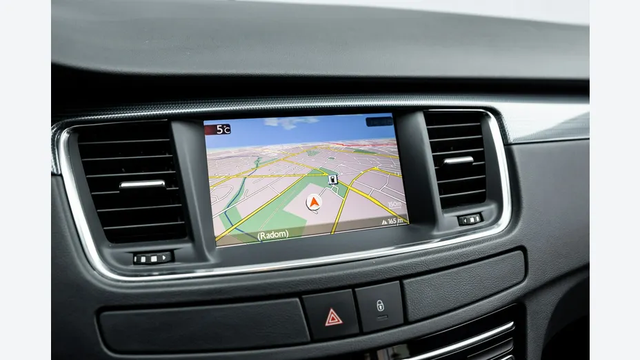 PEUGEOT 508 -