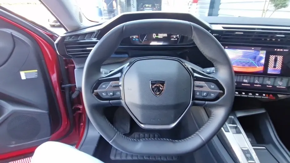 PEUGEOT 408 -