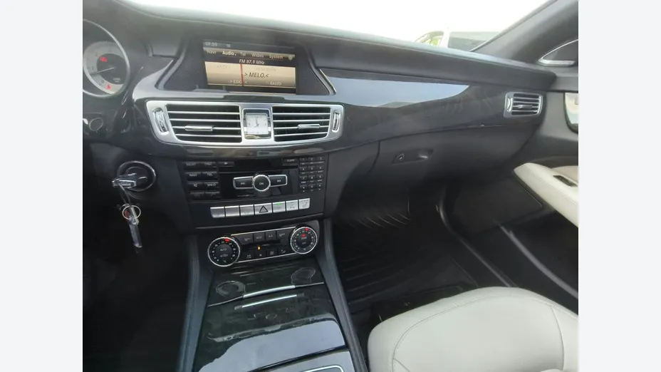 MERCEDES-BENZ CLS -