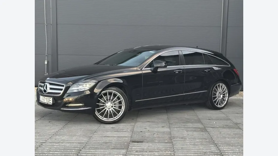 MERCEDES-BENZ CLS -