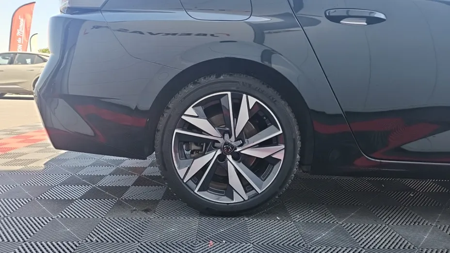 PEUGEOT 308 -