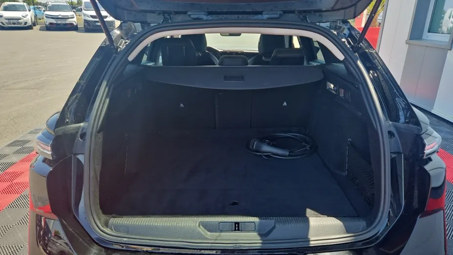 PEUGEOT 308 -
