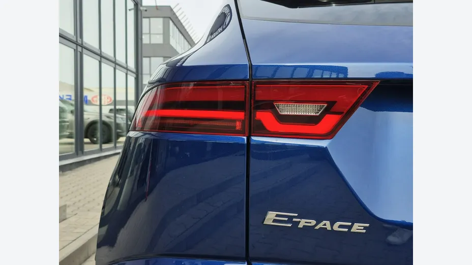 JAGUAR E-Pace -