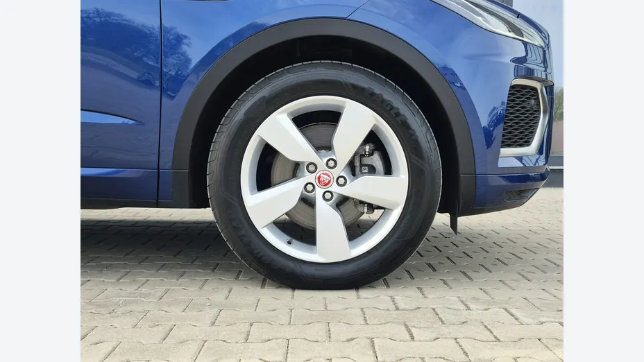 JAGUAR E-Pace -