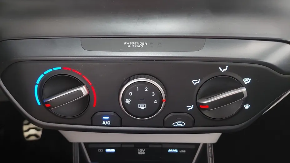 HYUNDAI Bayon -