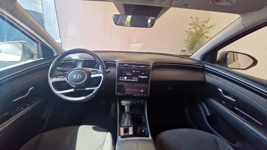 HYUNDAI Tucson -