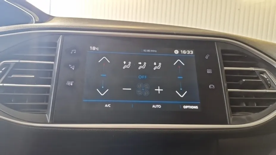 PEUGEOT 308 -