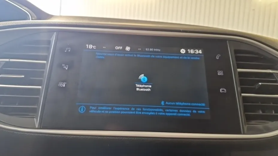 PEUGEOT 308 -