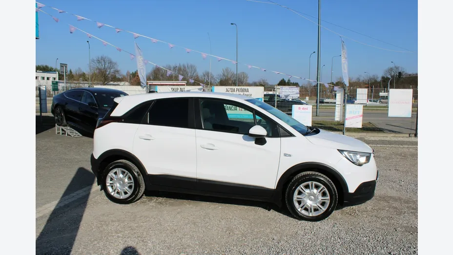 OPEL Crossland X -