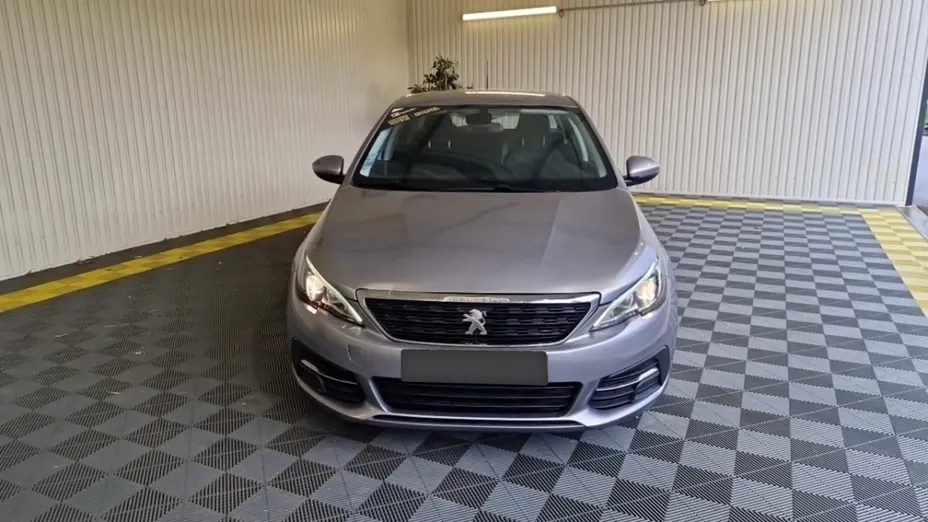 PEUGEOT 308 -