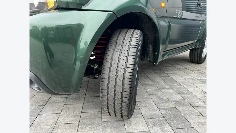 SUZUKI Jimny -