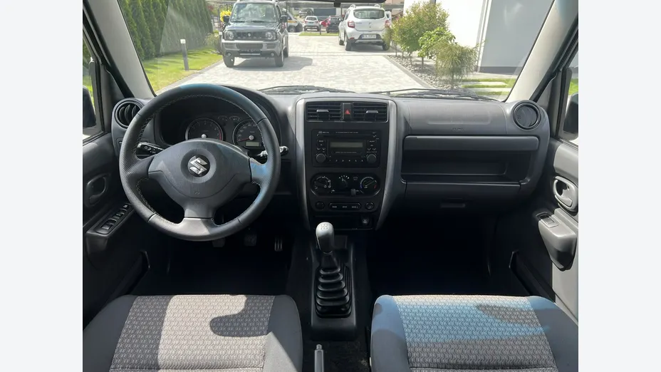 SUZUKI Jimny -