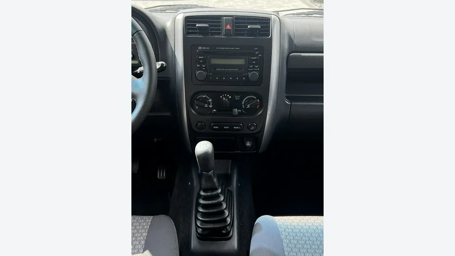 SUZUKI Jimny -
