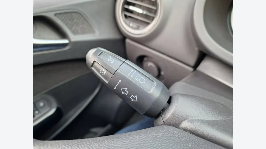 OPEL Corsa -