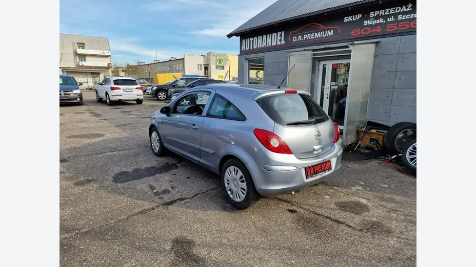OPEL Corsa -