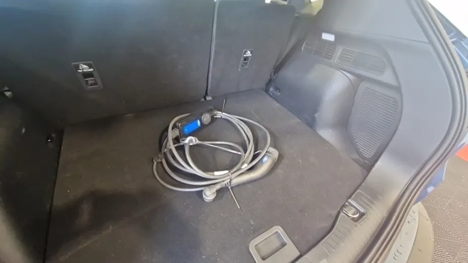 FORD Kuga -
