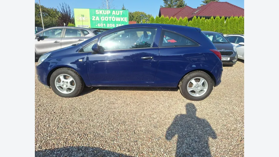 OPEL Corsa -