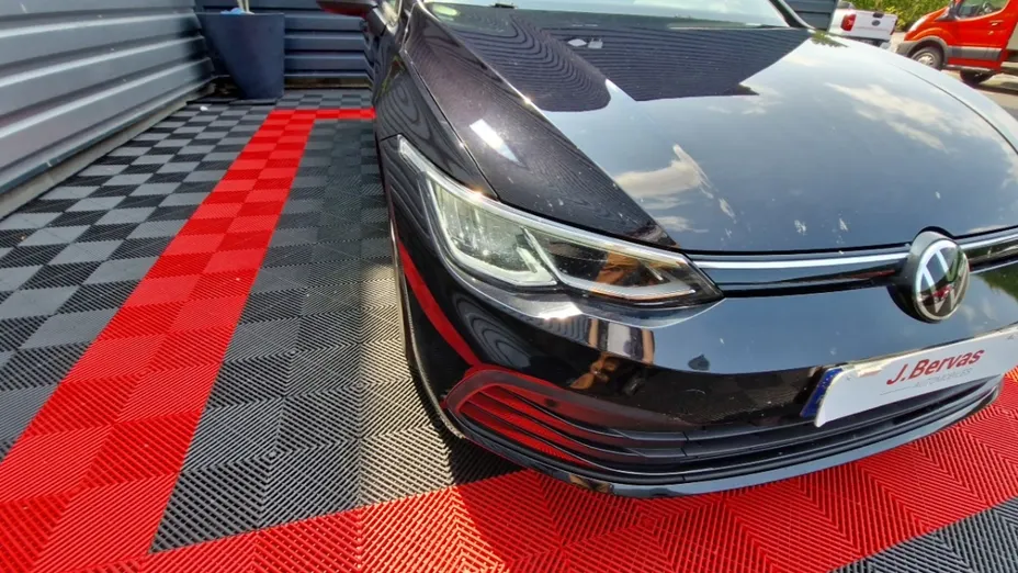 Volkswagen Golf -
