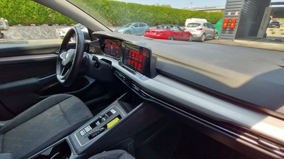 Volkswagen Golf -