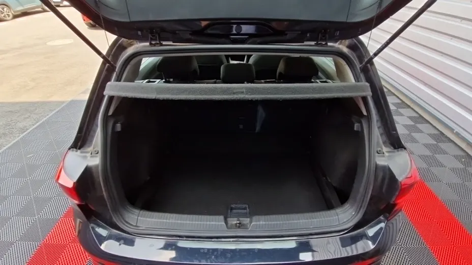 Volkswagen Golf -